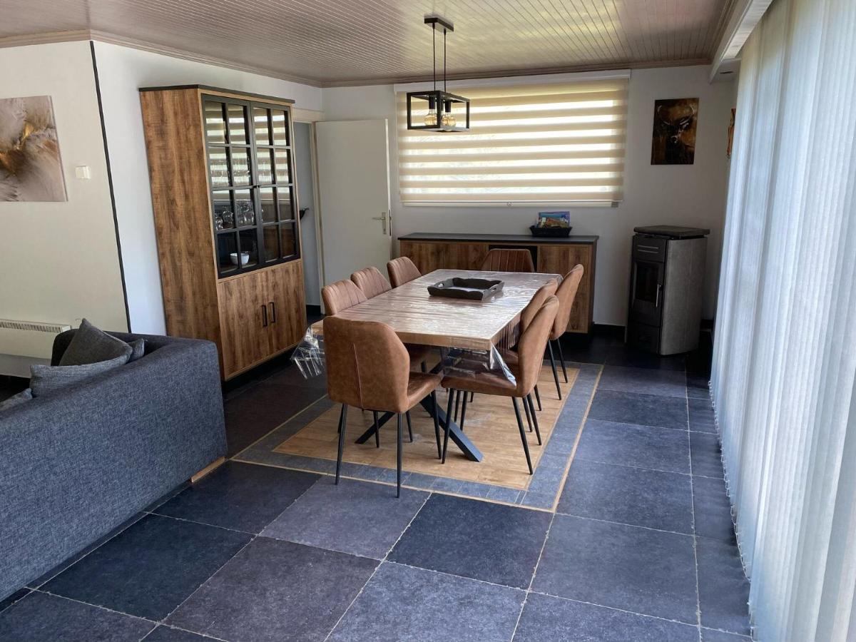 Luxurious Holiday Home With Jacuzzi Filly Kültér fotó