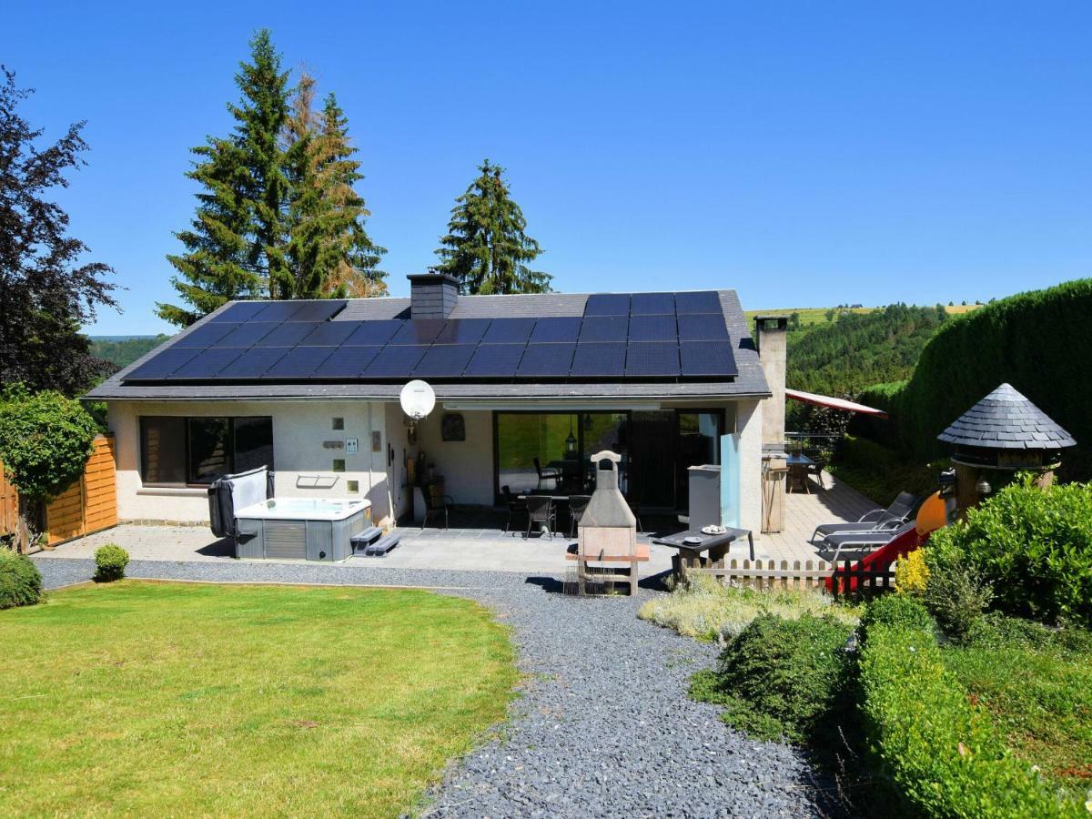 Luxurious Holiday Home With Jacuzzi Filly Kültér fotó